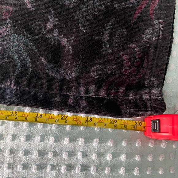 ๐2/20$ Tribal Paisley cords - Picture 6 of 9